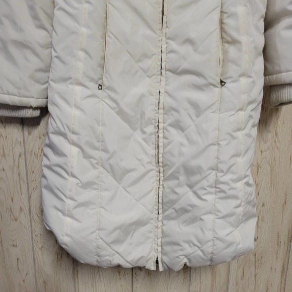 TAHARI White Zipper Up Thick Long Winter Coat - Picture 2 of 8